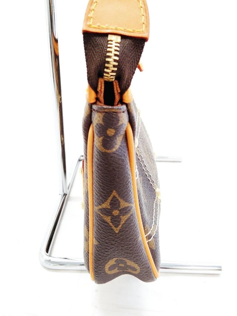 Authentic Louis Vuitton Monogram Pochette Bosphore Shoulder Bag - Picture 4 of 16